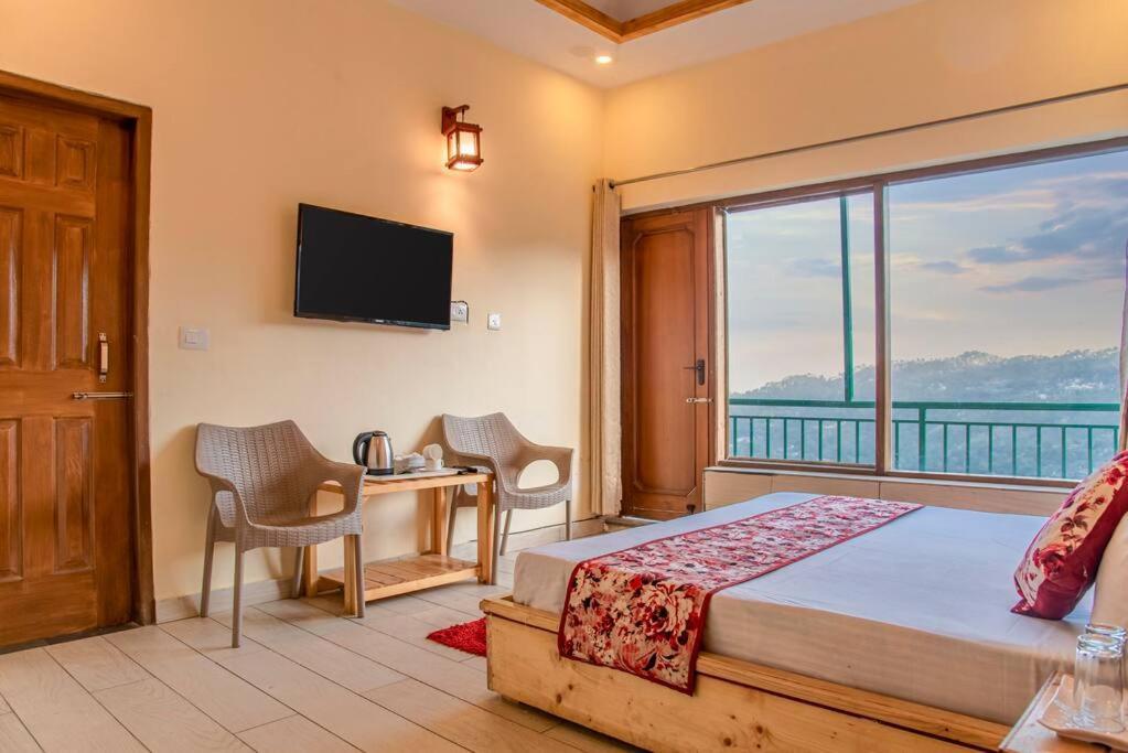 Fairview Wayside Villa Касаулі Екстер'єр фото
